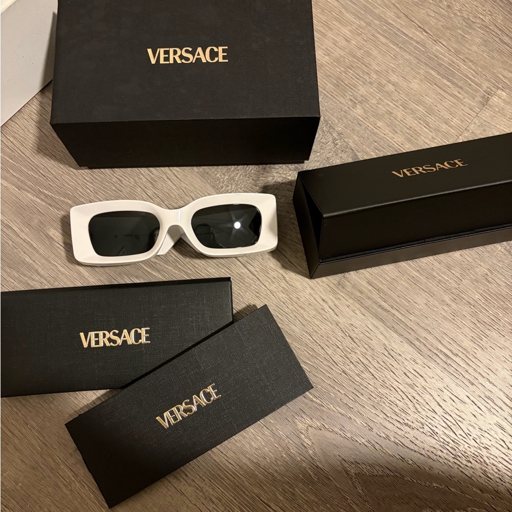NWT Versace Black and White Sunglasses